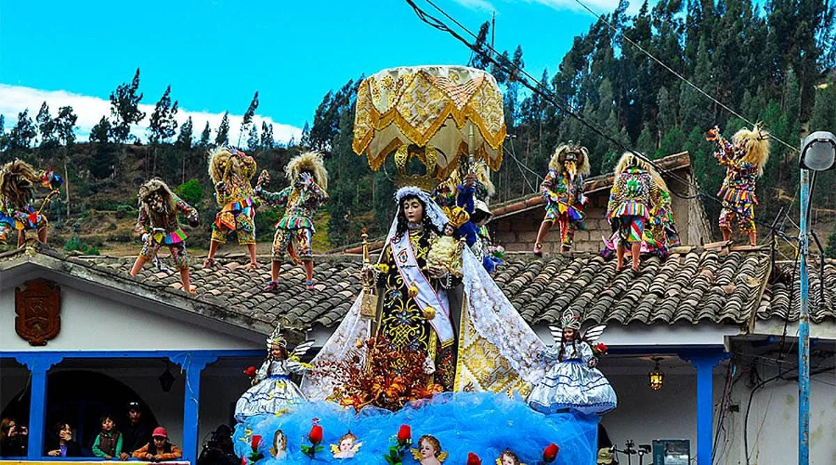 Celebração da Virgem do Carmo em Paucartambo