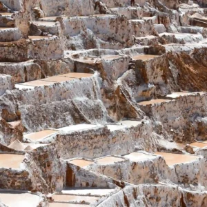 Salinas de Maras, Moray e a Comunidade Andina